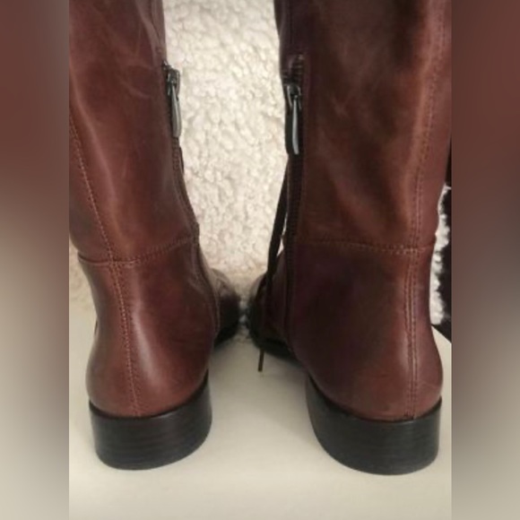 Tall leather BOOTS Vero Cuoio
Brown Genuine Leather - Picture 4 of 10